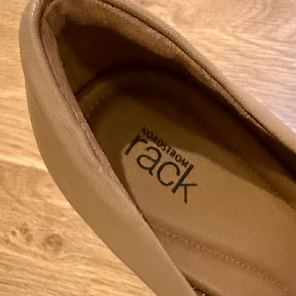 Chic Tan Heels by Rack - Picture 4 of 7